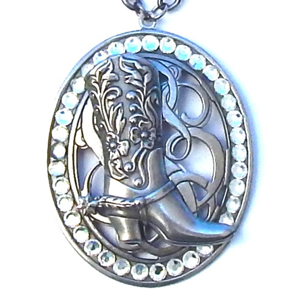 GASOLINE GLAMOUR RHINESTONE BOOT MEDALLION